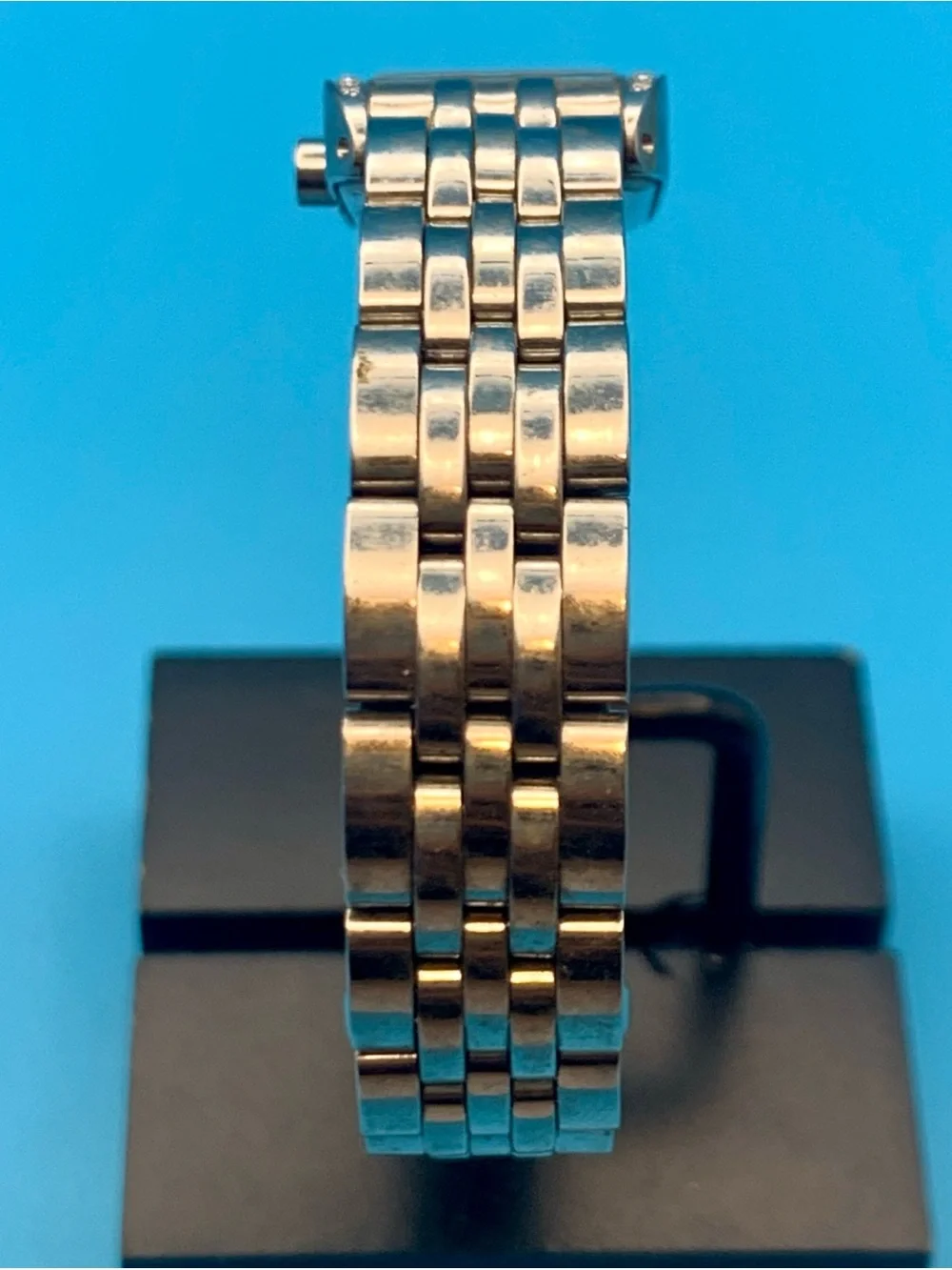 EMPORIO ARMANI AR-3127 Women’s Tank Quartz Bracelet Wristwatch Works New Battery